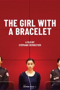 Download The Girl with a Bracelet (2019) Dual Audio {Hindi-French} WeB-DL HD 480p [400MB] || 720p [900MB] || 1080p [2GB]